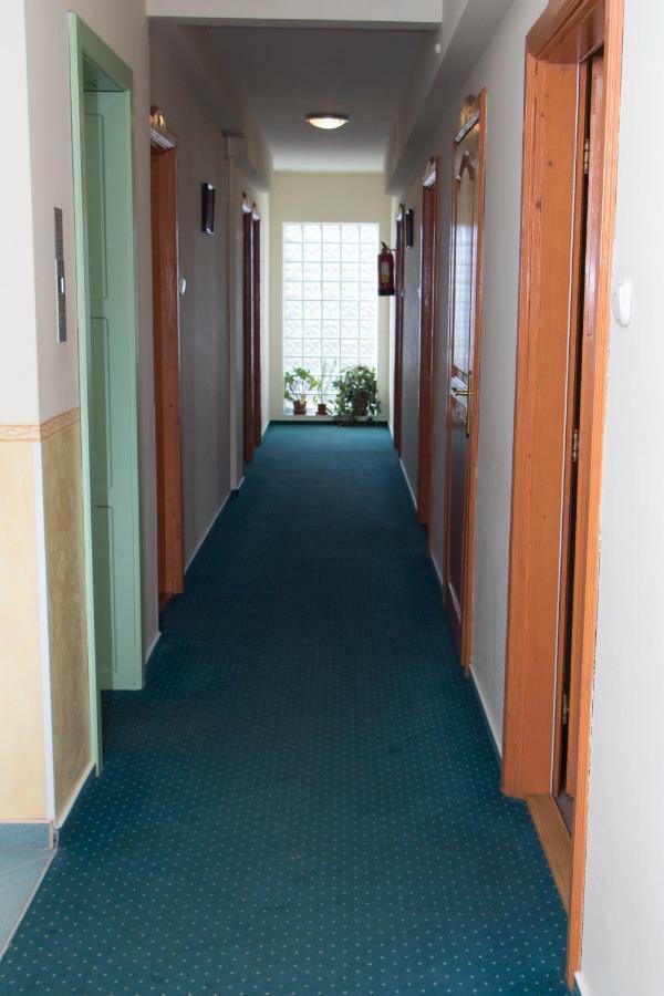 Bella Hotel Сегед Екстер'єр фото